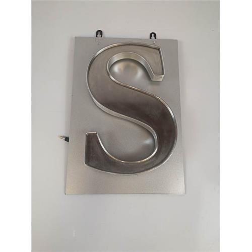LETRA "S" LUMINOSA (VERDE) COM SUPORTE P/ LETREIRO