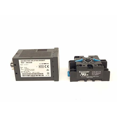 CONTROLADOR DE TEMPERATURA 0 - 1372°C / 4VA (100V) - 7VA (240V)