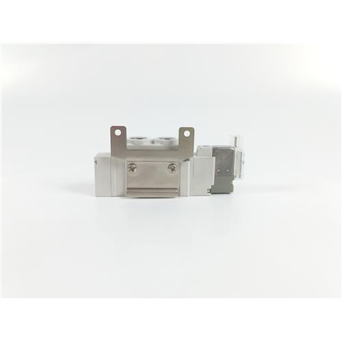 VÁLVULA SOLENOIDE 5 VIAS 2 POSIÇÕES 24VDC PILOTO INTERNO A/B 1/8"