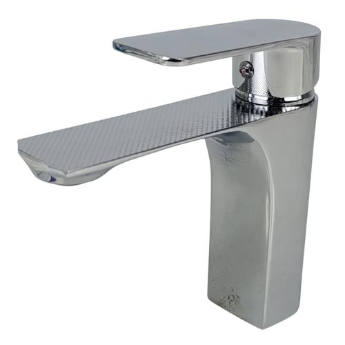 TORNEIRA CROMADA MONOCOMANDO BANHEIRO COM SERRILHADO NA PARTE DO CANO ONDE SAI A AGUA